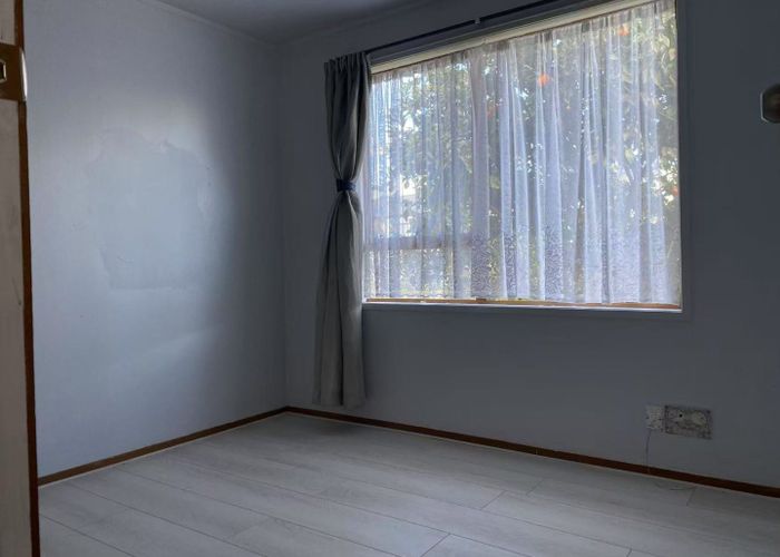  at 7 Adel Place, Weymouth, Manukau City, Auckland