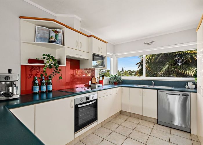  at 22 Coromandel Crescent, Mairangi Bay, Auckland