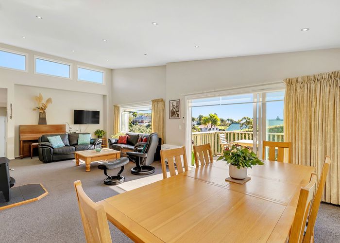  at 7 View Road, Titahi Bay, Porirua