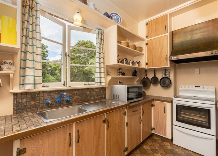  at 3 Mackesy Road, Parahaki, Whangarei