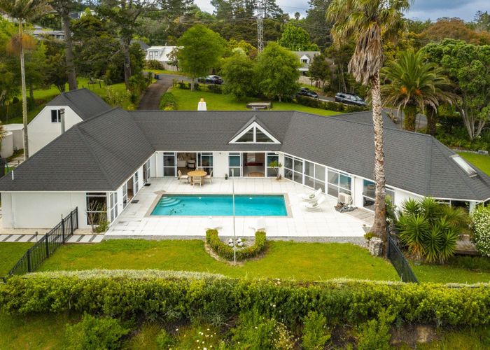  at 30 Bernard Magnus Lane, Greenhithe, North Shore City, Auckland