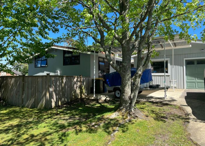  at 34 Oreil Avenue, West Harbour, Auckland
