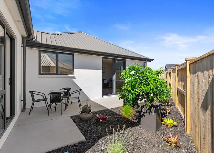 at 20A Cotula Way (Semi Furnished), Papamoa Beach, Tauranga, Bay Of Plenty