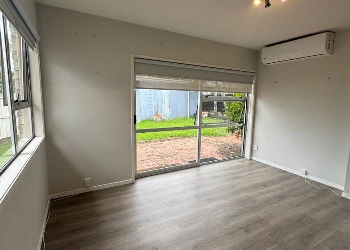  at 9A Levaut Place, Half Moon Bay, Manukau City, Auckland