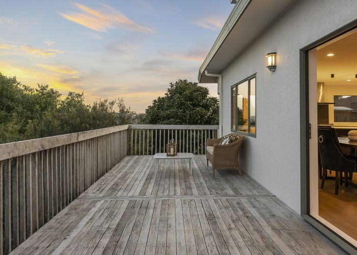  at 3 Trotting Terrace, Fairview Heights, Auckland
