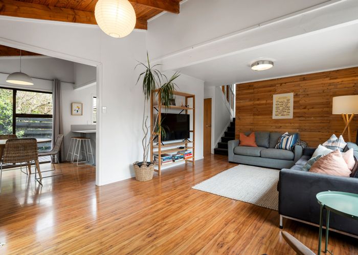  at 73a Beach Haven Road, Beach Haven, North Shore City, Auckland