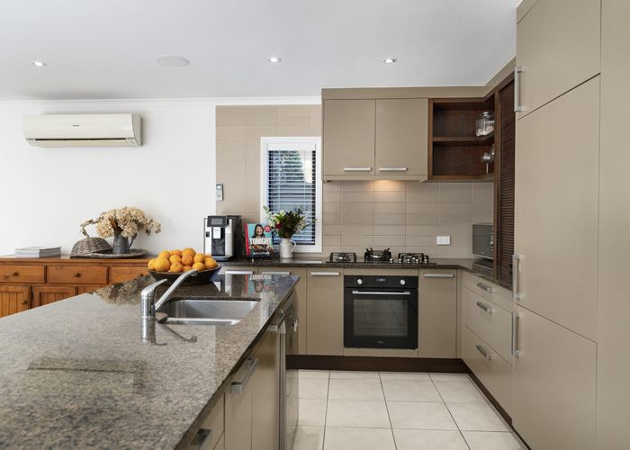  at 25 Bridgefield Crescent, Flat Bush, Manukau City, Auckland