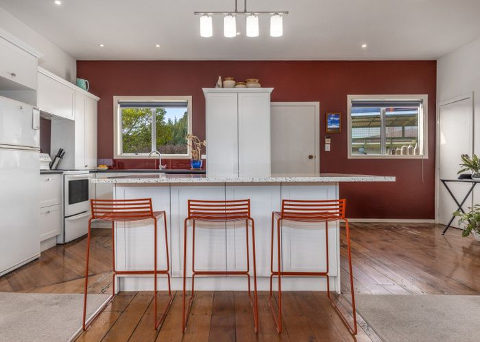  at 2 John Street, Titahi Bay, Porirua, Wellington