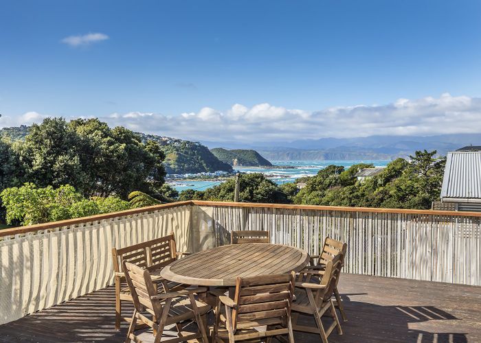  at 13 Valley Street, Island Bay, Wellington