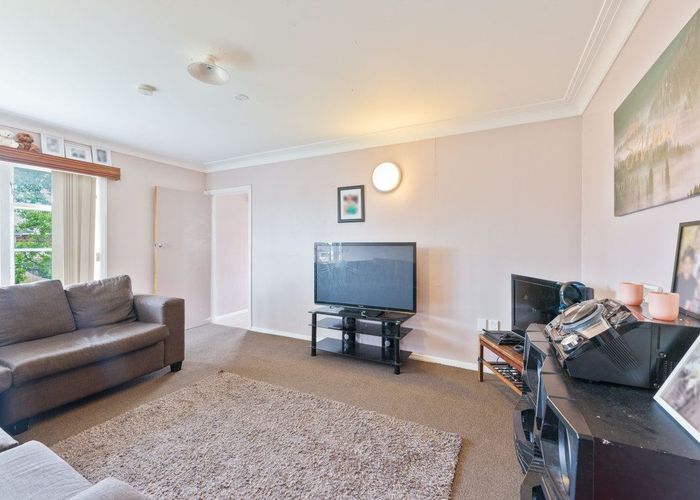 at 28 Ellen Street, Manurewa East, Auckland