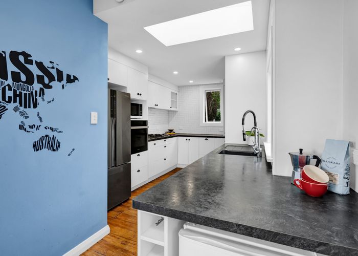  at 60 Lorna Street, Lynmouth, New Plymouth, Taranaki