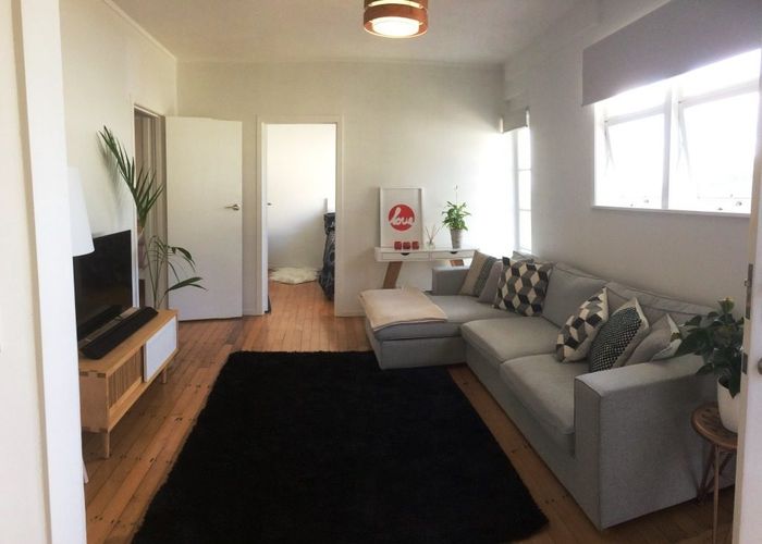  at 4a Simkin Avenue, Saint Johns, Auckland City, Auckland