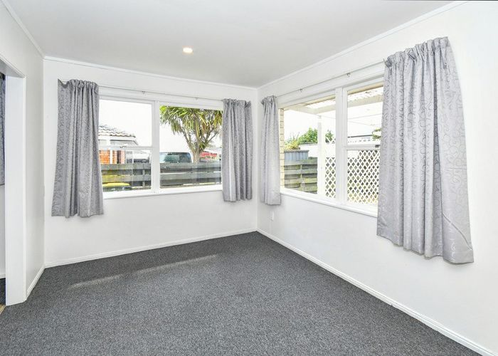  at 598 Great South Road, Manukau, Auckland
