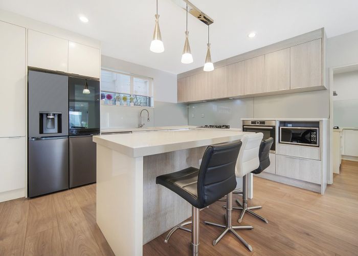  at 17 San Prospero Crescent, Henderson, Waitakere City, Auckland