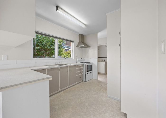  at 64 Angelo Avenue, Howick, Manukau City, Auckland