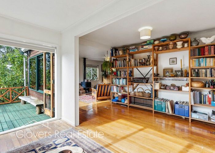  at 205 Victory Road, Laingholm, Auckland