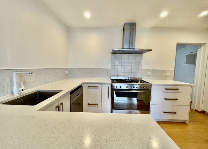  at 27 Hillcrest Road, Hatfields Beach, Rodney, Auckland