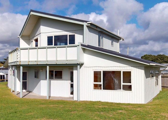  at 121 Rua Avenue, Waitarere Beach, Horowhenua, Manawatu / Whanganui