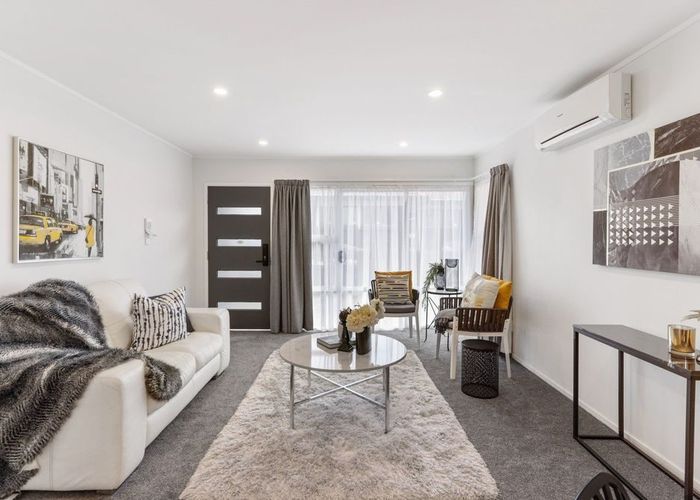  at 38 Ballater Place, Highland Park, Manukau City, Auckland