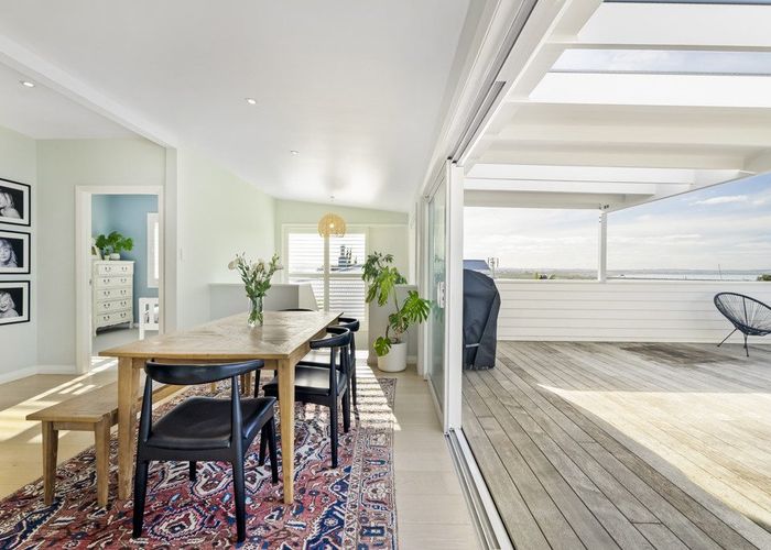  at 33 Fairlands Avenue, Waterview, Auckland