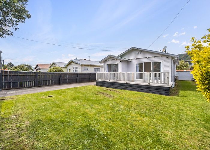  at 152 Randwick Road, Moera, Lower Hutt