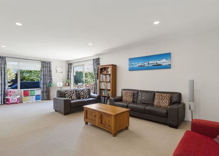  at 10 Beechwood Drive, Northwood , Christchurch City, Canterbury