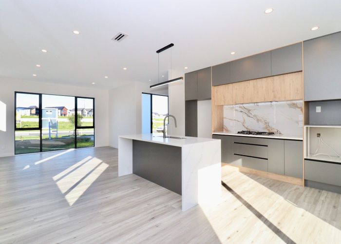  at 8 Kobe Street, Karaka, Franklin, Auckland