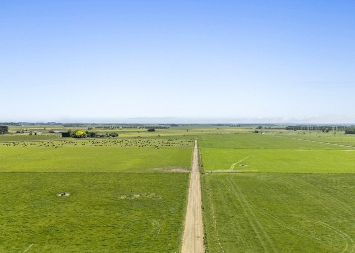  at 1372 Rangitane Road, Tiakitahuna, Palmerston North, Manawatu / Whanganui