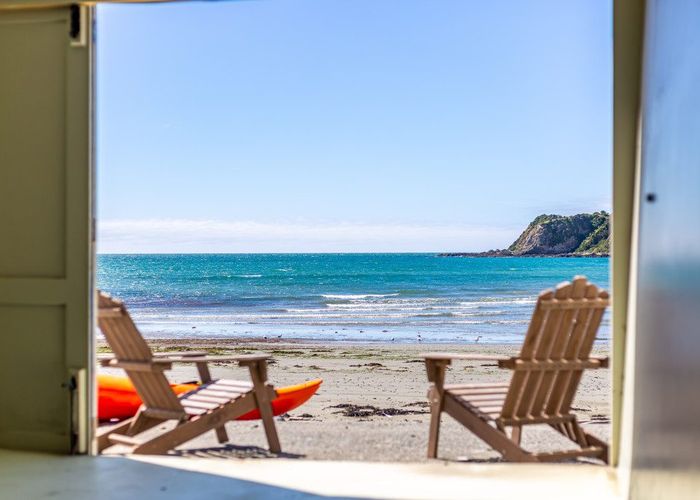  at 4 & 5 South Beach Road, Titahi Bay, Porirua, Wellington