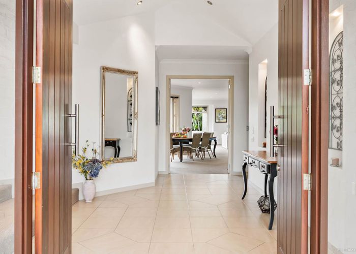  at 6 Kingscliff Rise, Albany