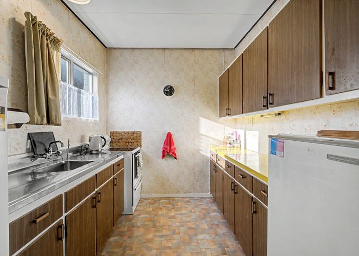  at 300 Nelson Street, Strathern, Invercargill, Southland