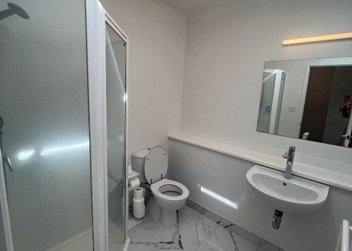  at 56/8 Carolina Place, Albany, North Shore City, Auckland