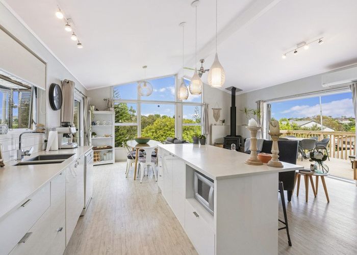  at 58 Brian Crescent, Stanmore Bay, Rodney, Auckland