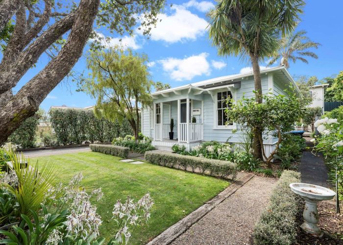  at 1/6 Awa Street, Otahuhu, Auckland