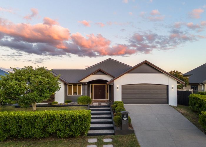  at 51 St James Drive, Huntington, Hamilton