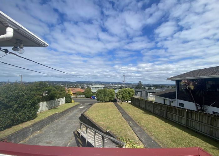  at 104 Whitney Street, Blockhouse Bay, Auckland City, Auckland