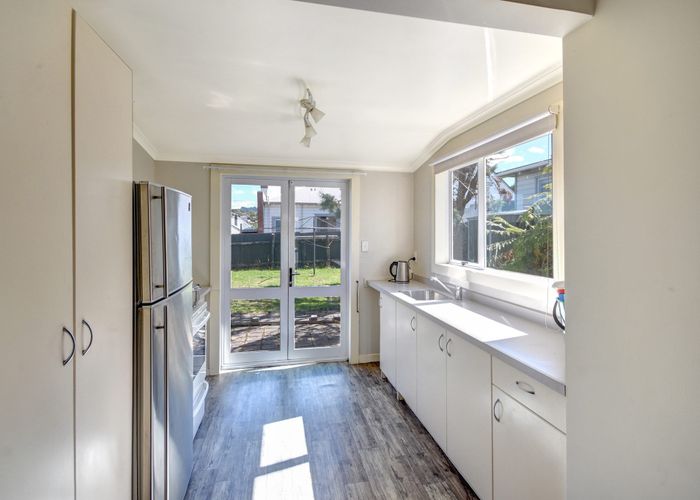  at 14 Peel Street, Mornington, Dunedin