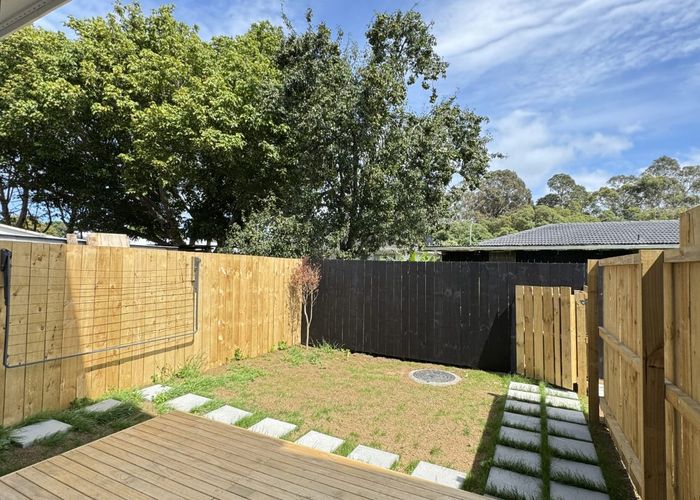  at 4/3 Harwell Place, Mangere East, Manukau City, Auckland
