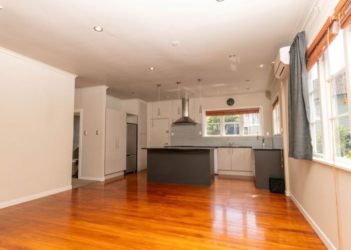  at 44 Apirana Avenue, Glen Innes, Auckland