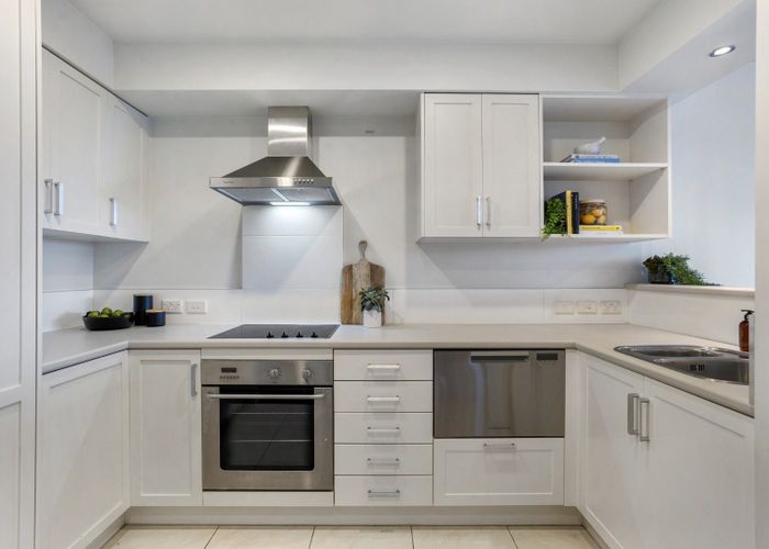  at 2D/36 James Cook Crescent, Remuera, Auckland