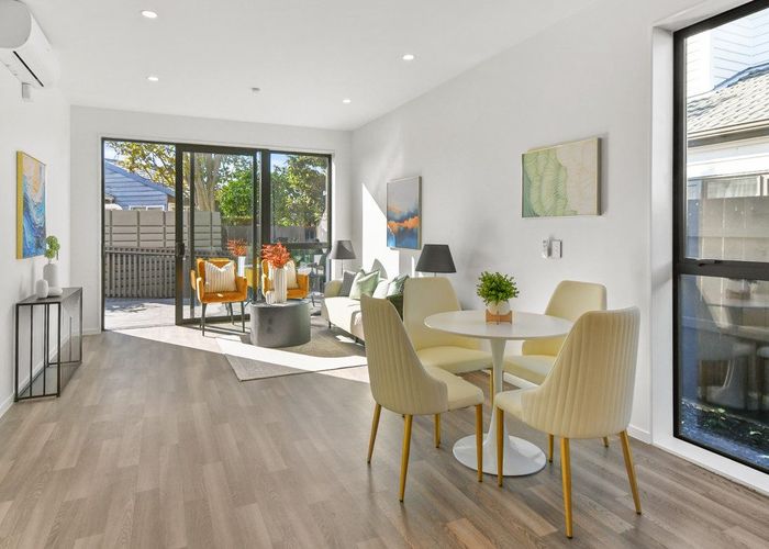  at 22 Great South Road, Papatoetoe, Manukau City, Auckland
