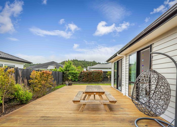  at 16 Sir Lincoln Drive, Kumeu
