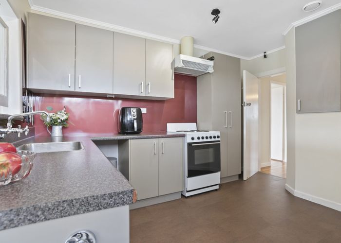  at 86 Colwill Road, Massey, Auckland