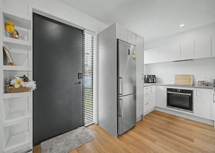  at 22 Tuhono Street, Manukau, Manukau City, Auckland