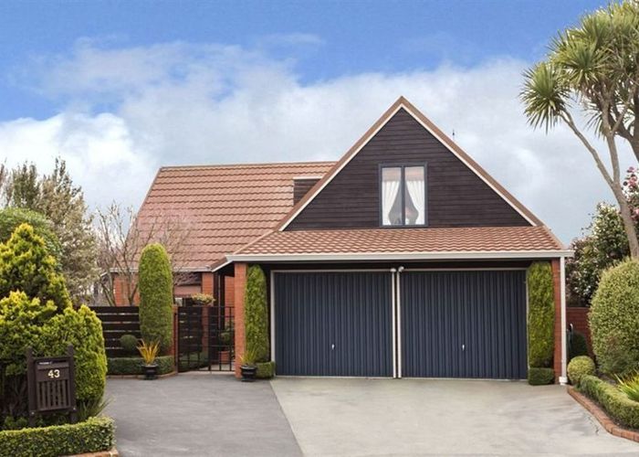  at Lorraine/43 Camberwell Place, Avonhead, Christchurch City, Canterbury
