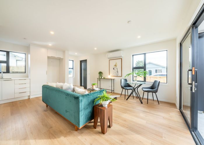  at 4 Jessie Street, Petone, Lower Hutt, Wellington