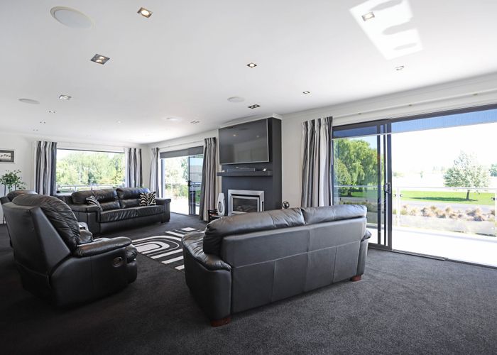  at 2 Ludlow Drive, Huntingdon, Ashburton, Canterbury