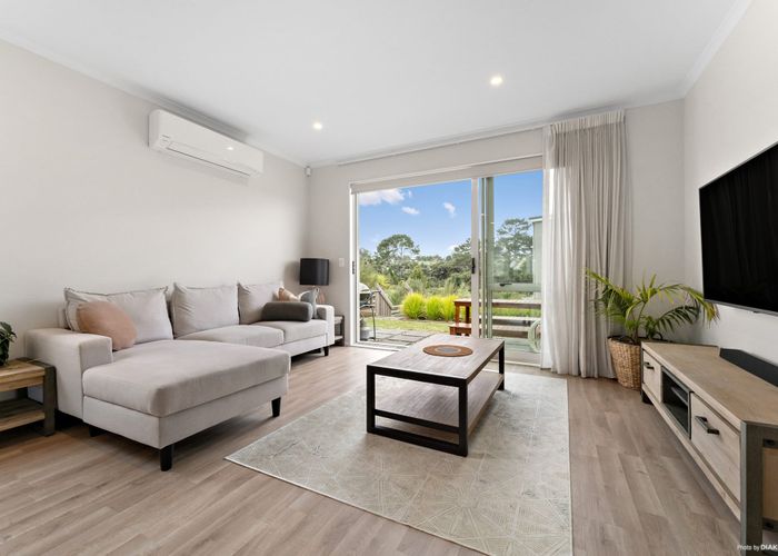  at 13 Manutewhau Road, Massey, Auckland