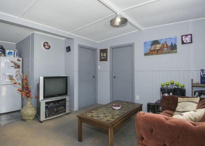  at 380 Welcome Bay Road, Tauranga