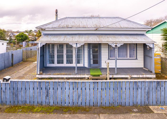  at 4 Lowther Street, Whanganui Central, Whanganui, Manawatu / Whanganui